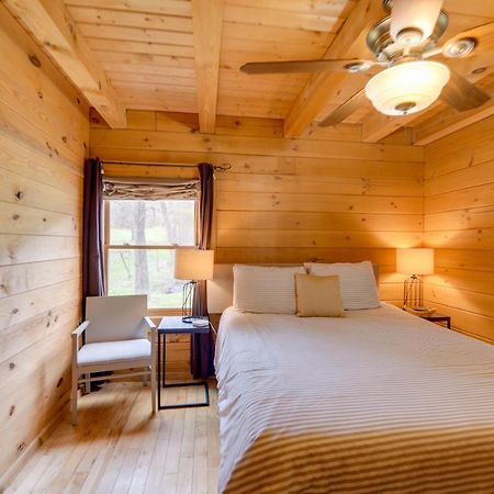 Creekside Bryson City Cabin With Private Hot Tub المظهر الخارجي الصورة