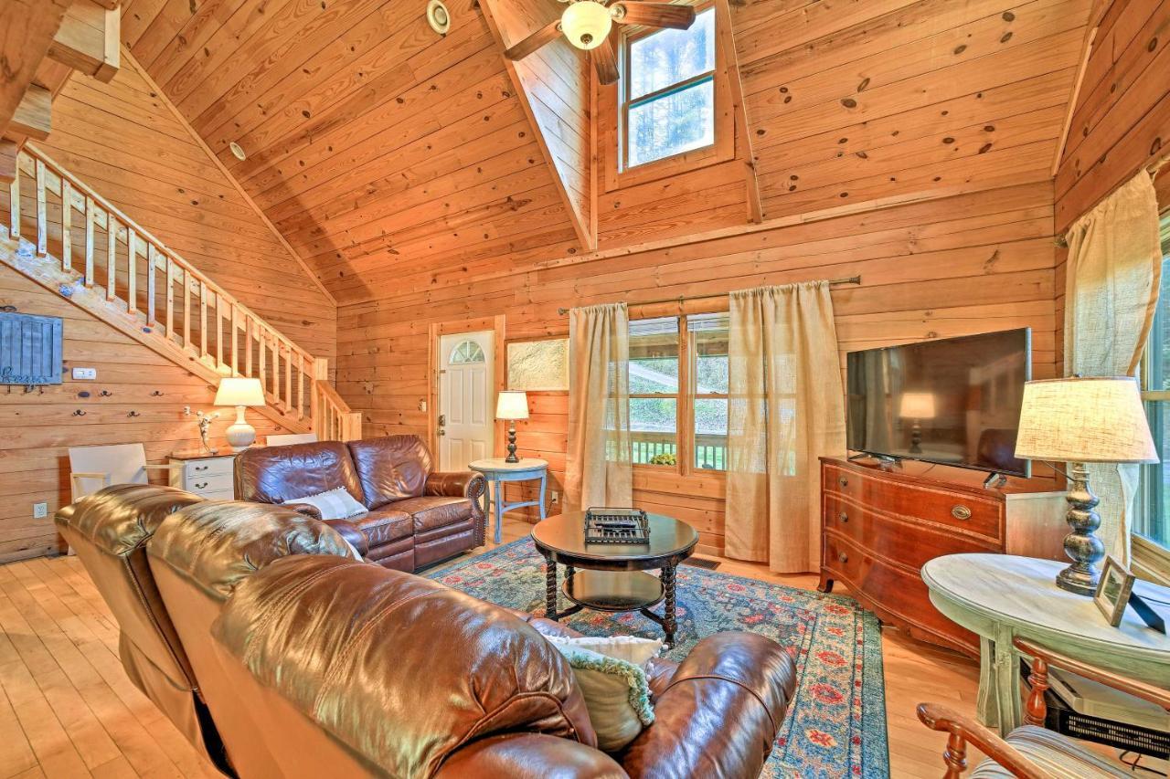 Creekside Bryson City Cabin With Private Hot Tub المظهر الخارجي الصورة