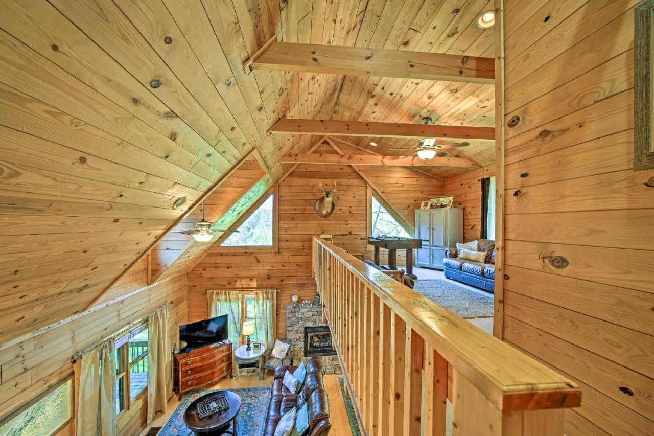 فيلا Creekside Bryson City Cabin With Private Hot Tub المظهر الخارجي الصورة