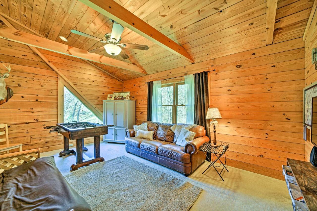 فيلا Creekside Bryson City Cabin With Private Hot Tub المظهر الخارجي الصورة